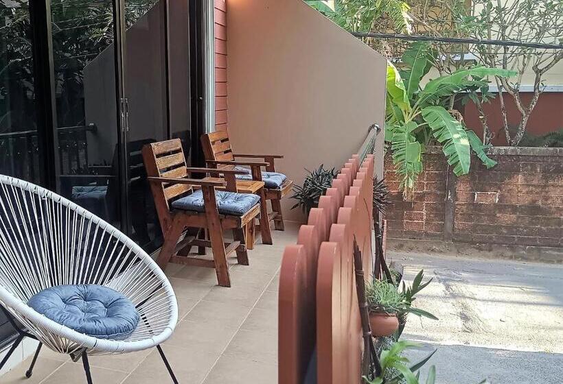 Quarto deluxe, Seven Seas