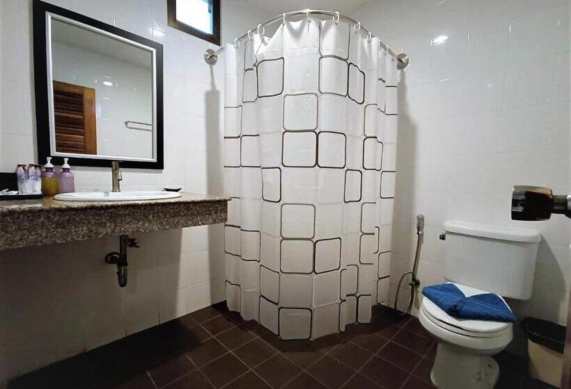 Quarto Standard Cama King, Seven Seas