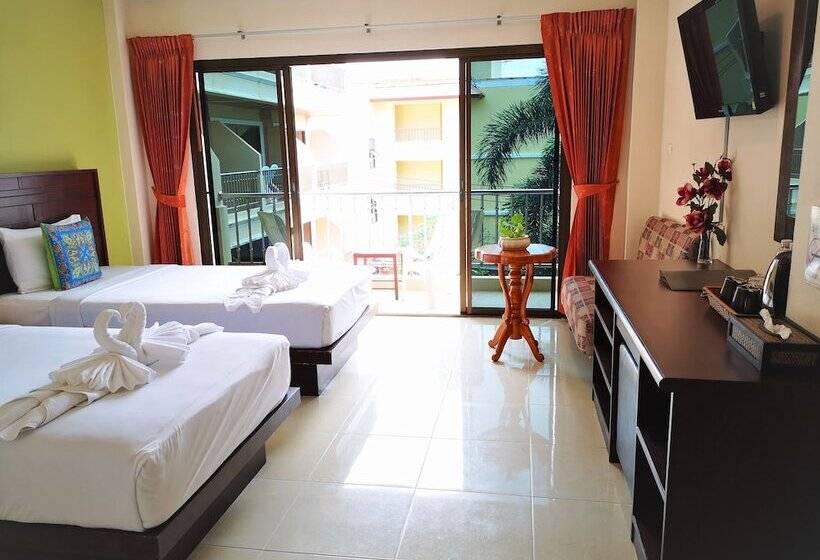 Quarto standard vista piscina, Seven Seas