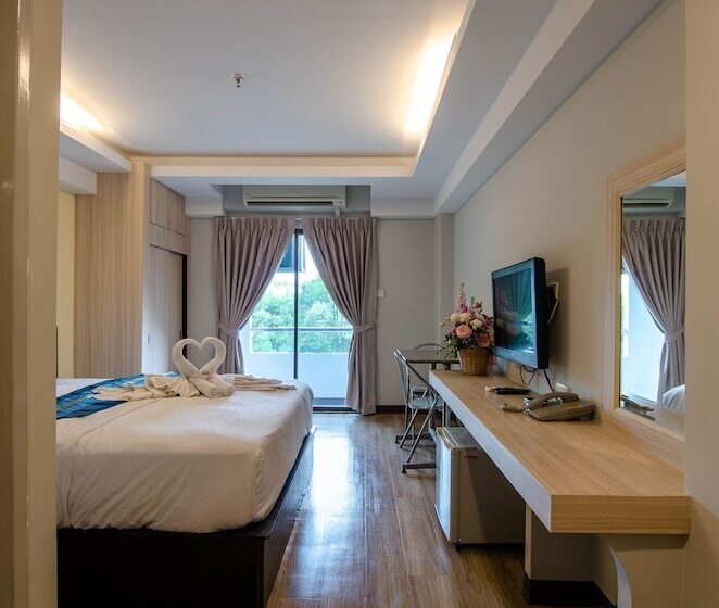 اتاق لوکس, Tara Lake