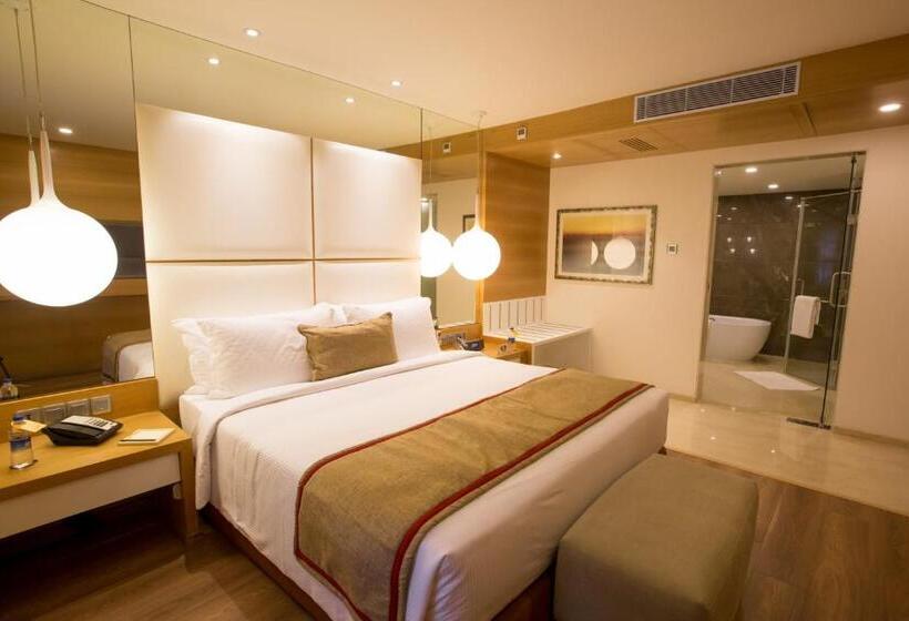 سوئیت کلاب, The Residency Towers Coimbatore