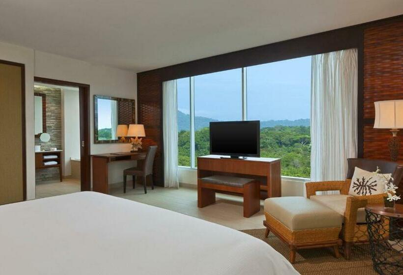 带大床的豪华间, The Westin Playa Bonita Panama