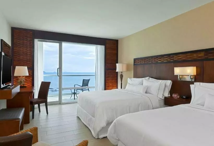 اتاق لوکس با بالکن و چشم‌انداز دریا, The Westin Playa Bonita Panama