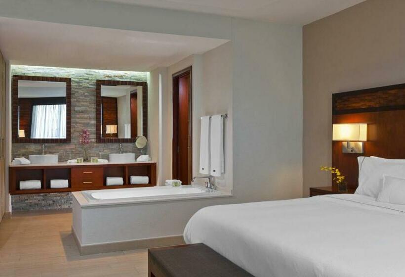 Люкс Клуб, The Westin Playa Bonita Panama