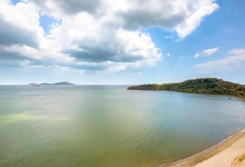 اتاق لوکس با تخت بزرگ, The Westin Playa Bonita Panama