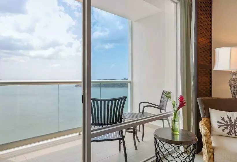 اتاق لوکس با بالکن و چشم‌انداز دریا, The Westin Playa Bonita Panama