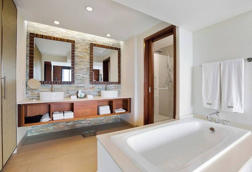 俱乐部套间, The Westin Playa Bonita Panama