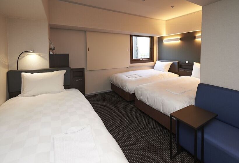 Номер Стандарт Трехместный, Consort Shin Osaka