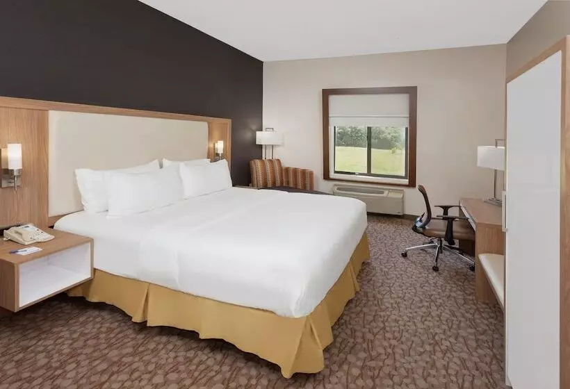 Standard-huone, Holiday Inn Express Hotel & Suites Dayton West   Brookville By Ihg