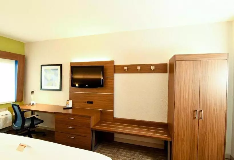 Superior-huone, Holiday Inn Express Hotel & Suites Port Clinton Catawba Island, An Ihg