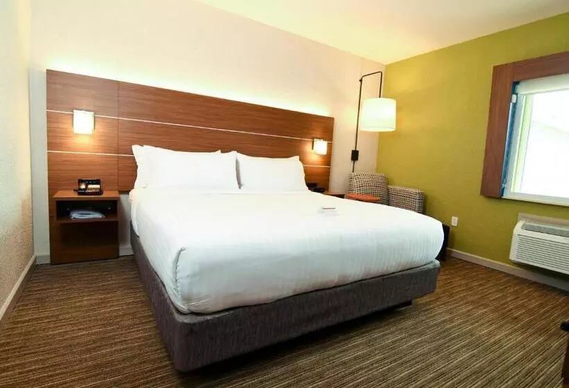 Superior-huone, Holiday Inn Express Hotel & Suites Port Clinton Catawba Island, An Ihg