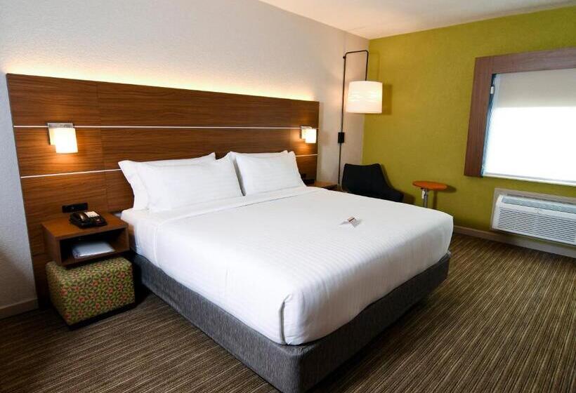 Люкс Кровать Кинг, Holiday Inn Express Hotel & Suites Port Clinton Catawba Island, An Ihg