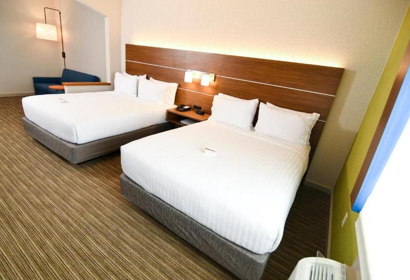 Люкс Адаптированный для Инвалидов, Holiday Inn Express Hotel & Suites Port Clinton Catawba Island, An Ihg