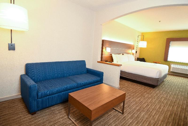 Люкс Кровать Кинг, Holiday Inn Express Hotel & Suites Port Clinton Catawba Island, An Ihg