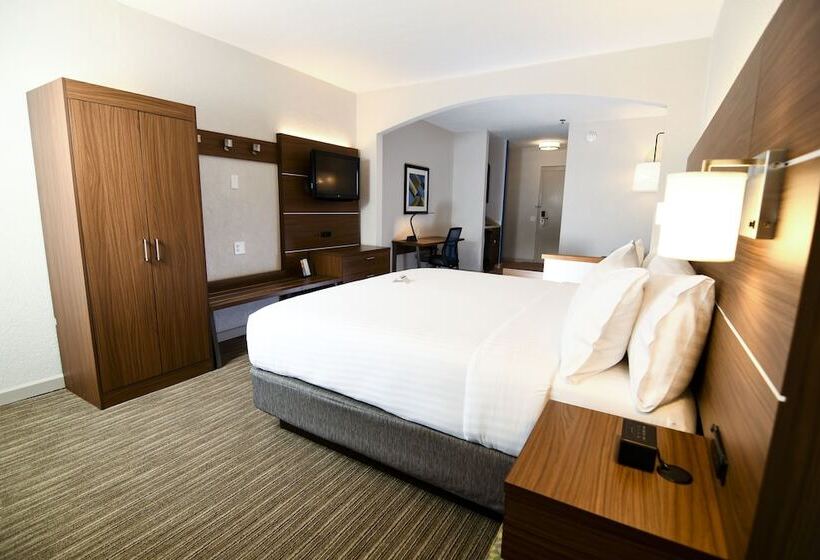 Люкс, Holiday Inn Express Hotel & Suites Port Clinton Catawba Island, An Ihg