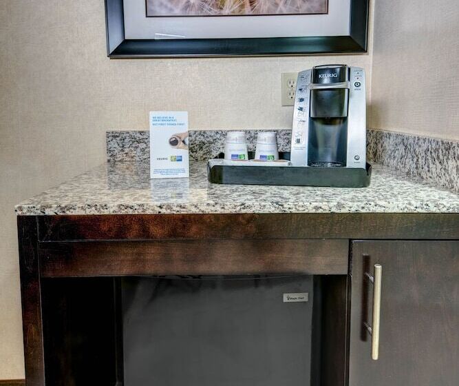 스탠다드 룸, Holiday Inn Express   Neptune, An Ihg