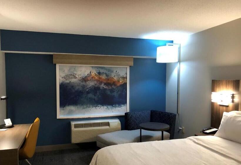 标准间带漩涡浴缸, Holiday Inn Express & Suites Donegal, An Ihg