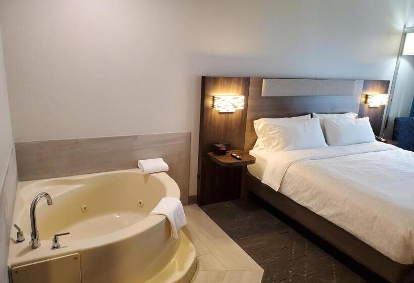 Номер Стандарт с Гидромассажем, Holiday Inn Express & Suites Donegal, An Ihg