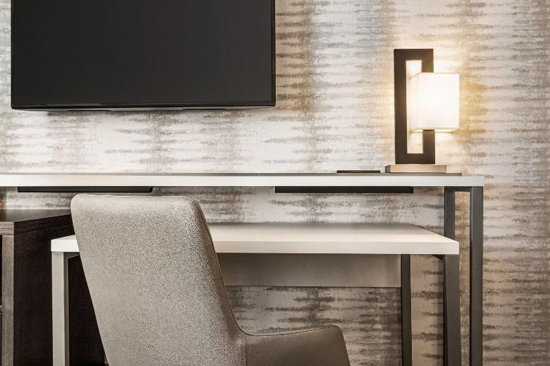 스탠다드 룸 킹사이즈 침대, Holiday Inn Express Tulsa South Bixby, An Ihg