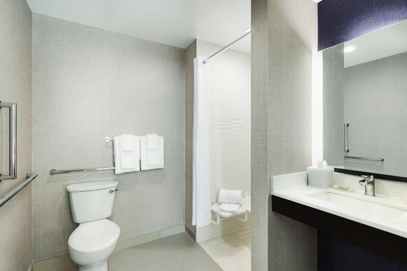 스탠다드 룸 킹사이즈 침대, Holiday Inn Express Tulsa South Bixby, An Ihg