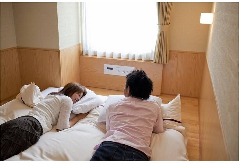 غرفة قياسية, Okayama View