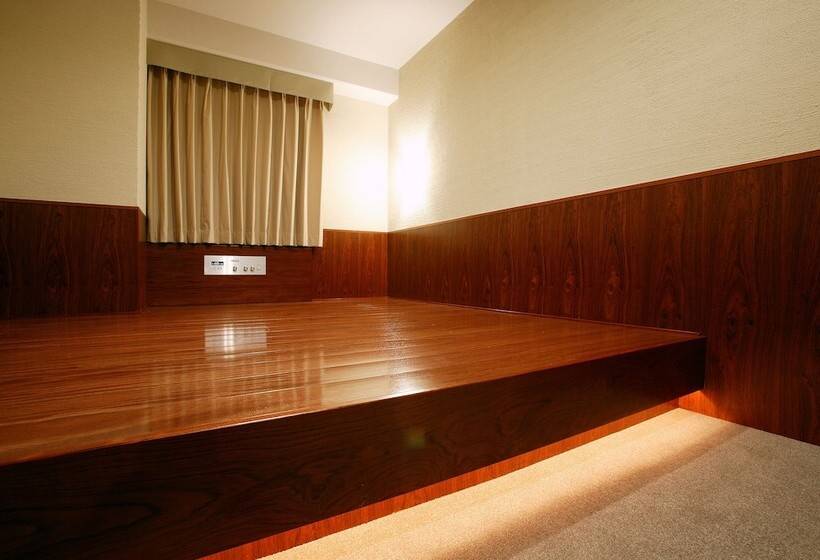 غرفة قياسية, Okayama View