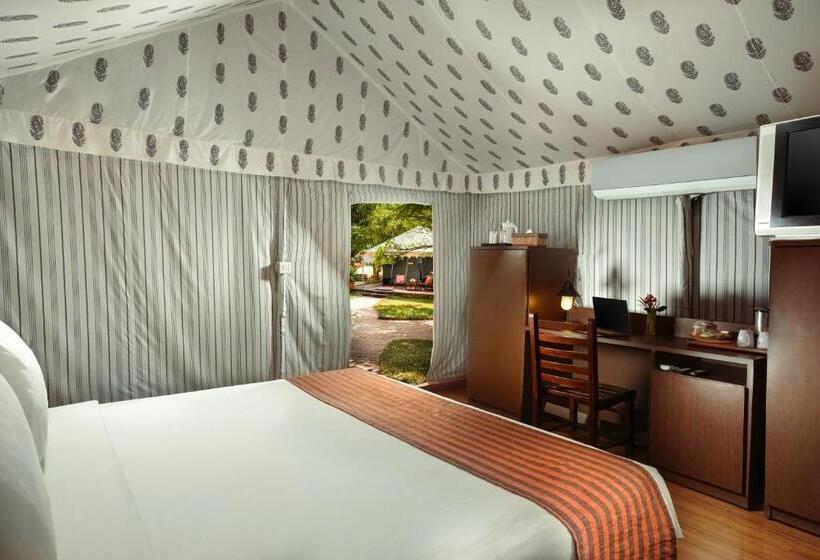 اتاق استاندارد با تخت بزرگ, Olde Bangalore Resort And Wellness Center