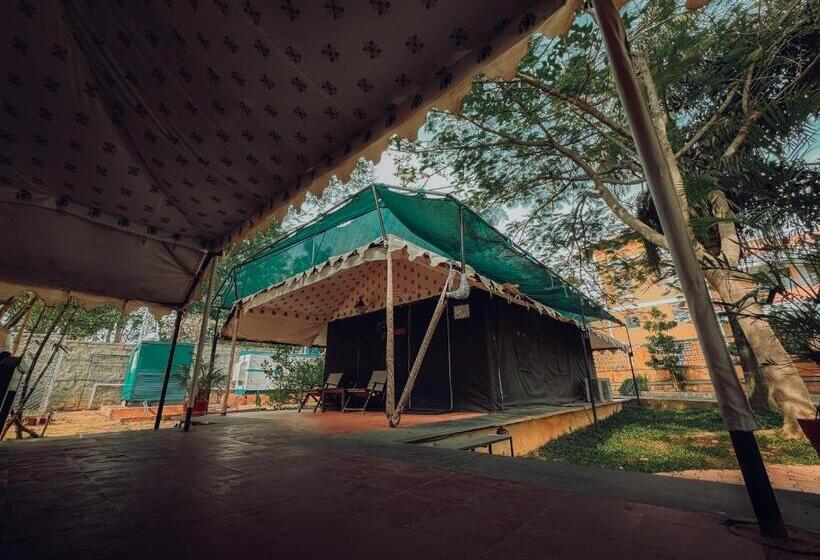 اتاق استاندارد با تخت بزرگ, Olde Bangalore Resort And Wellness Center