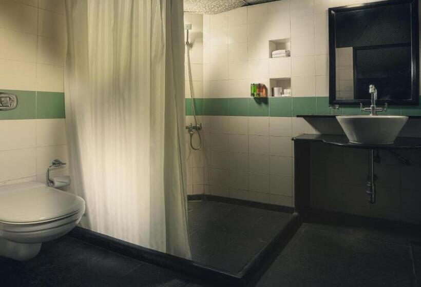 اتاق لوکس, Olde Bangalore Resort And Wellness Center