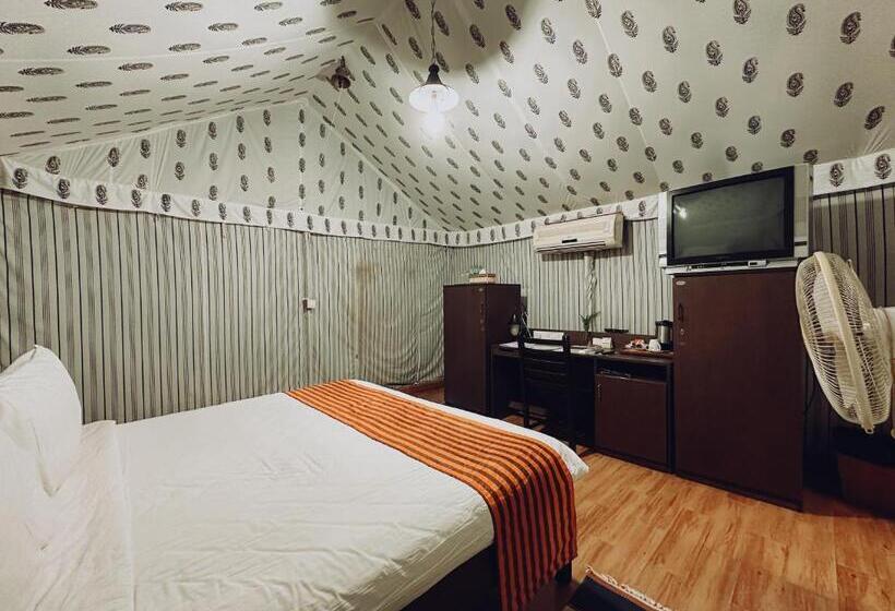 اتاق استاندارد با تخت بزرگ, Olde Bangalore Resort And Wellness Center