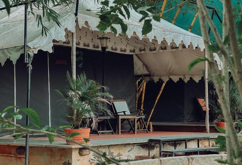 اتاق استاندارد با تخت بزرگ, Olde Bangalore Resort And Wellness Center