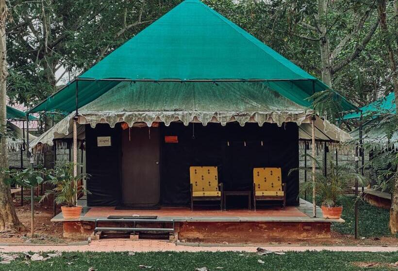 اتاق استاندارد با تخت بزرگ, Olde Bangalore Resort And Wellness Center