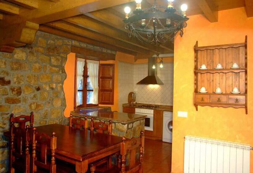 3 Sovrums Hus, Las Casucas De Ason