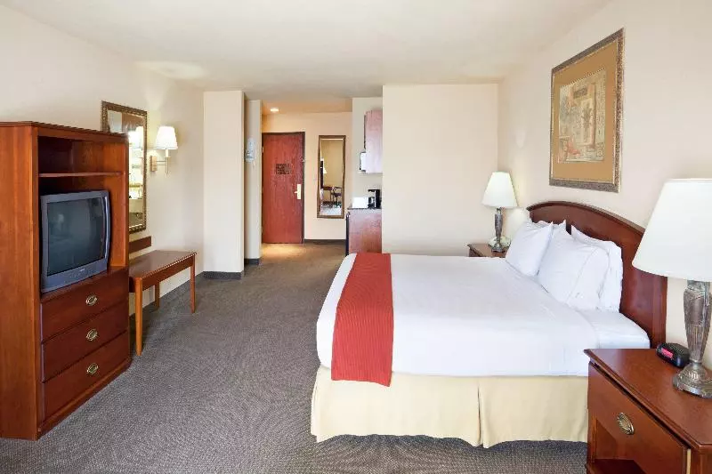 スタンダードルーム, Holiday Inn Express Hotel & Suites Kerrville By Ihg