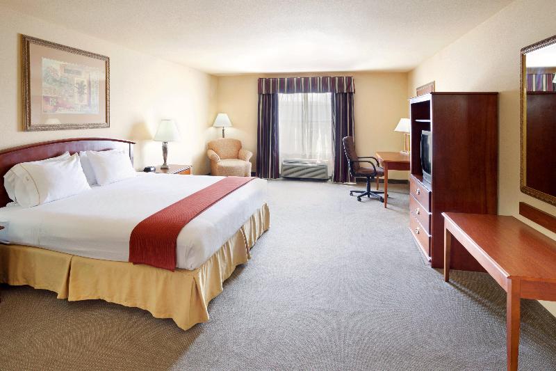 Люкс Кровать Кинг, Holiday Inn Express Hotel & Suites Kerrville By Ihg