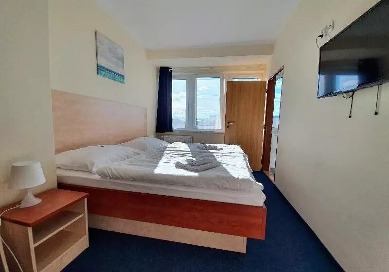 スイート, Holiday Inn Express Hotel & Suites Kerrville By Ihg