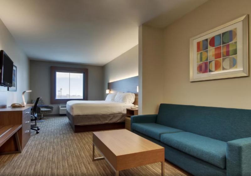 Люкс Адаптированный для Инвалидов, Holiday Inn Express Hotel & Suites Vernon College Area By Ihg