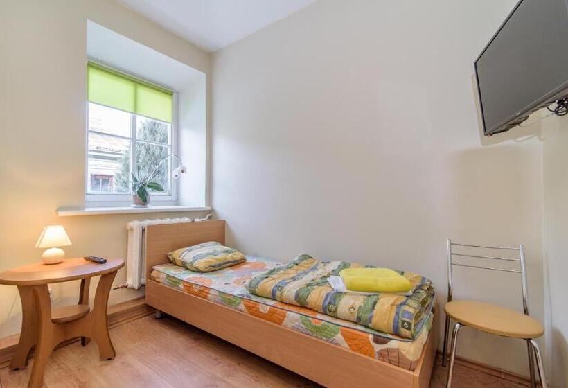 اتاق اکونومی یک تخته, Hostel Filaretai