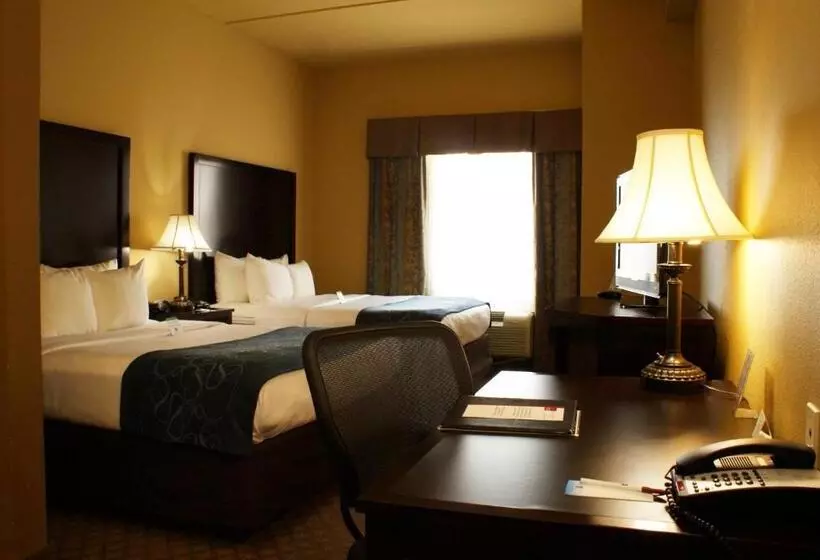 Sviitti, Comfort Suites Frisco