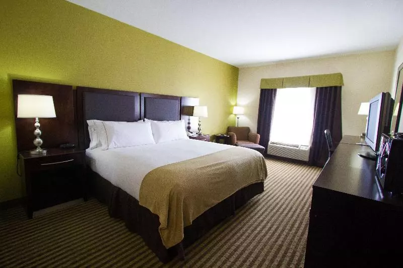 Standard-invahuone, Holiday Inn Express Hotel & Suites Nacogdoches, An Ihg