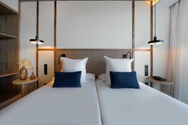 适合残疾人士使用的带超级大床的标准间, Holiday Inn Express Hotel & Suites Nacogdoches, An Ihg