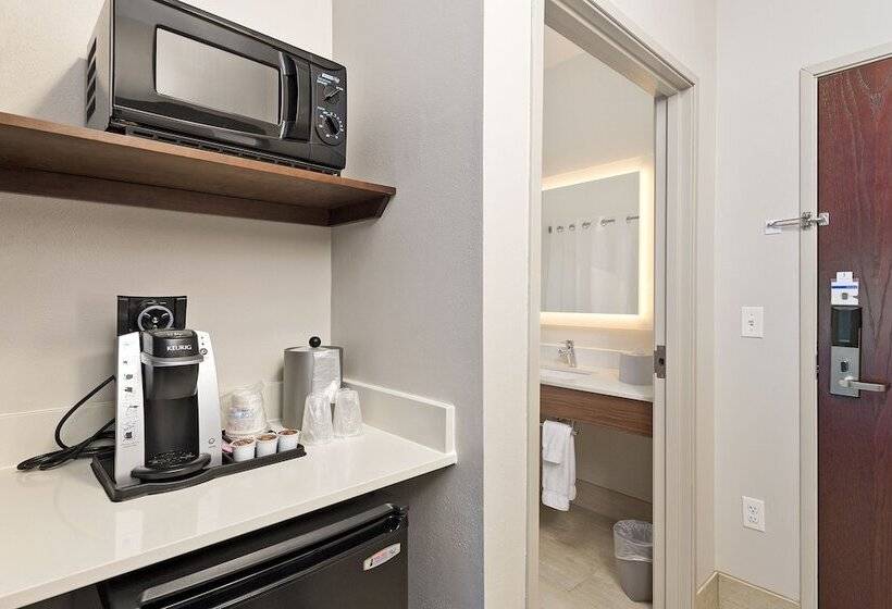 Люкс Адаптированный для Инвалидов, Holiday Inn Express Hotel And Suites Conroe, An Ihg