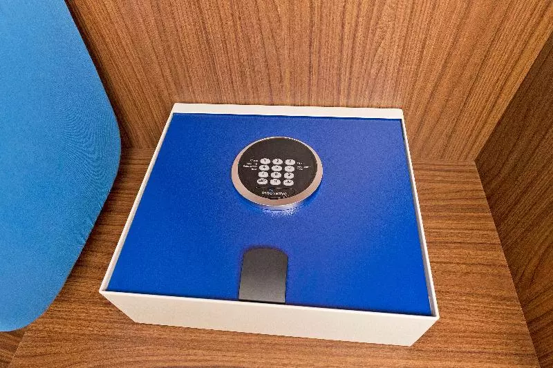 身障者適用クイーンサイズベッドルーム, Holiday Inn Express Hotel And Suites Conroe, An Ihg