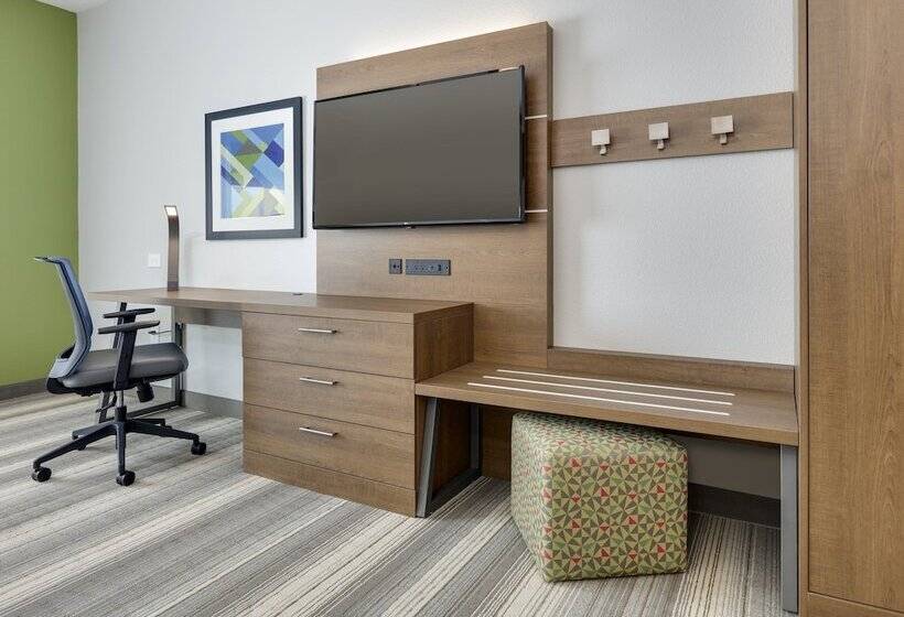 Люкс, Holiday Inn Express & Suites   Denton North, An Ihg