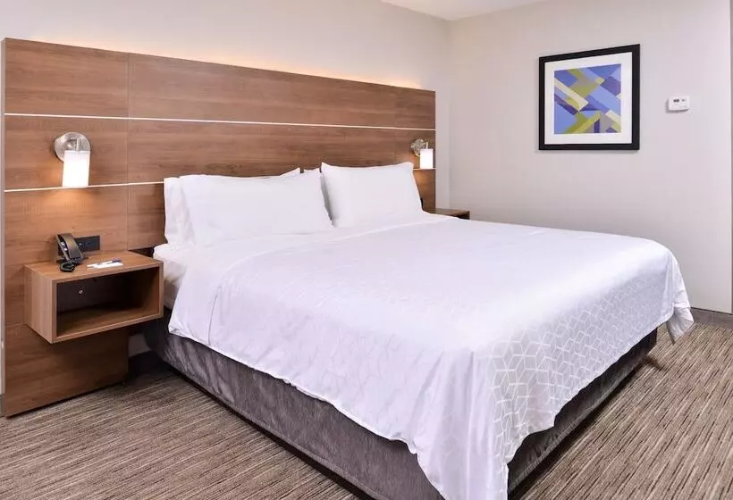 Standard-huone, Holiday Inn Express & Suites Selma, An Ihg