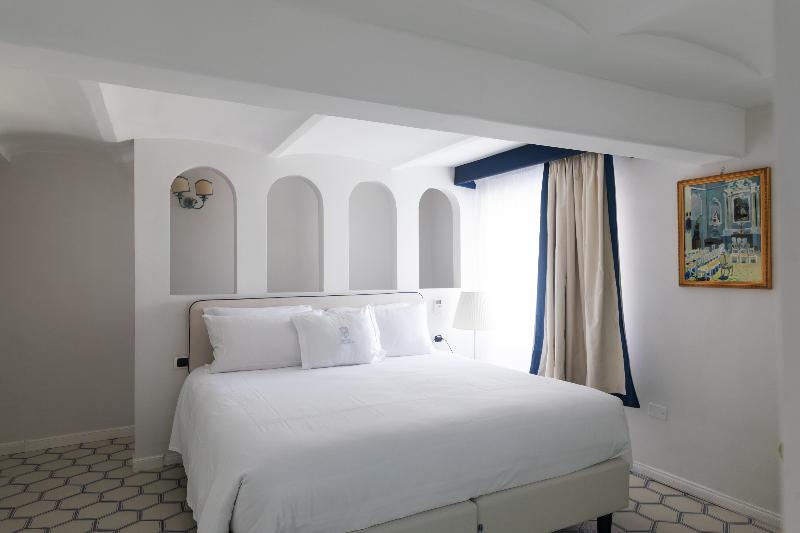 适合残疾人使用的标准间, Holiday Inn Garland, An Ihg