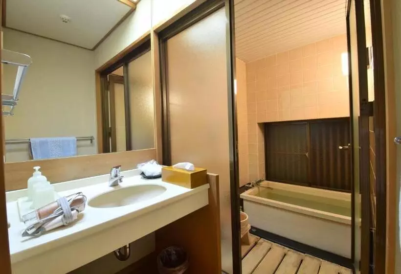 スタンダードトリプルルーム, Kyoto Ryokan Sakanoue