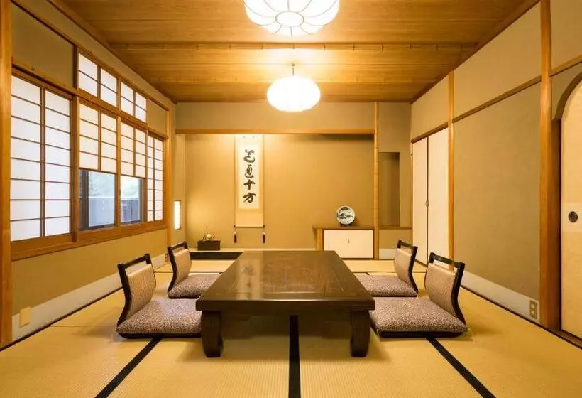 スーペリアの4人部屋, Kyoto Ryokan Sakanoue