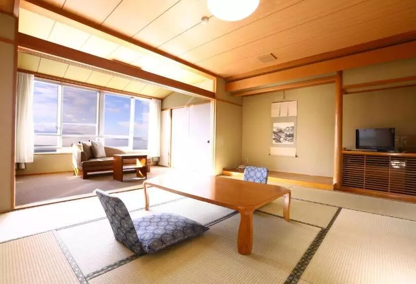 スタンダード4人部屋, Tateshina Park