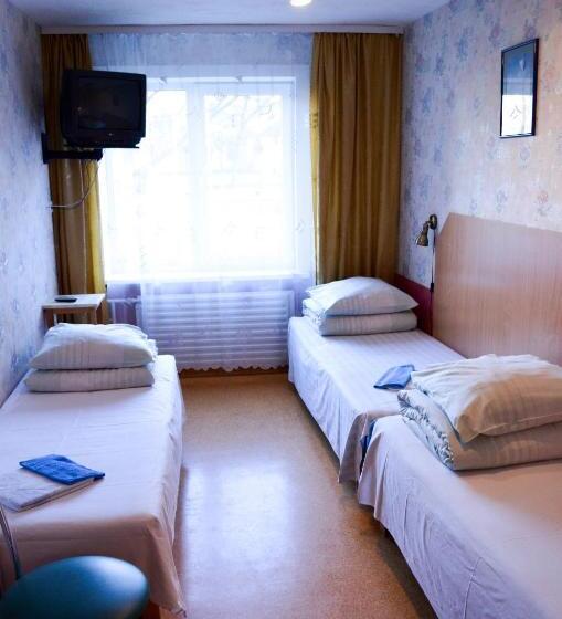 اتاق استاندارد سه نفره, Velga